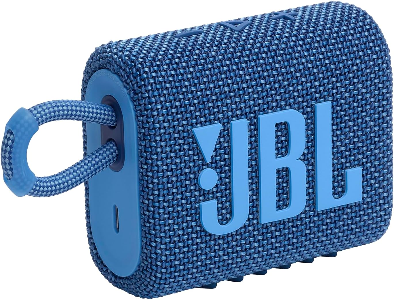 JBL Go 3 - Portable Mini Bluetooth Speaker, big audio and punchy bass, IP67 waterproof and dustproof, 5 hours of playtime, speaker for home, outdoor and travel (White)