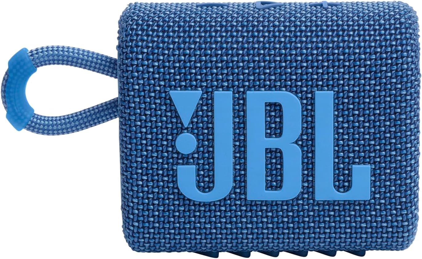 JBL Go 3 - Portable Mini Bluetooth Speaker, big audio and punchy bass, IP67 waterproof and dustproof, 5 hours of playtime, speaker for home, outdoor and travel (White)