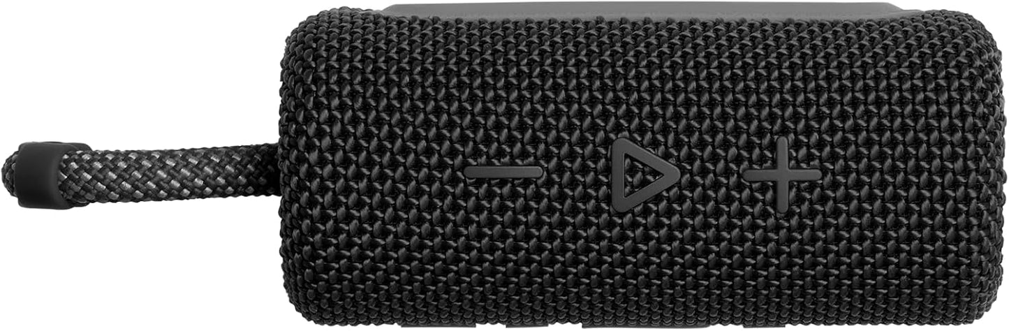 JBL Go 3 - Portable Mini Bluetooth Speaker, big audio and punchy bass, IP67 waterproof and dustproof, 5 hours of playtime, speaker for home, outdoor and travel (White)